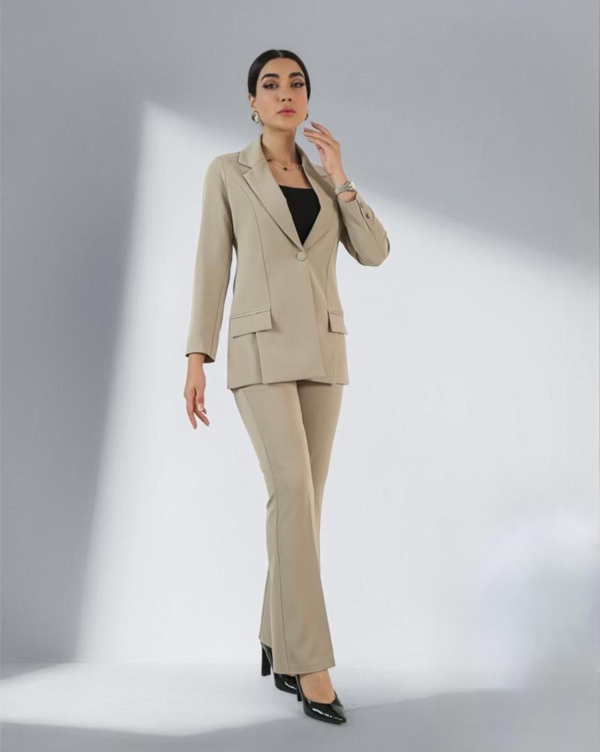 کت شلوار زنانه